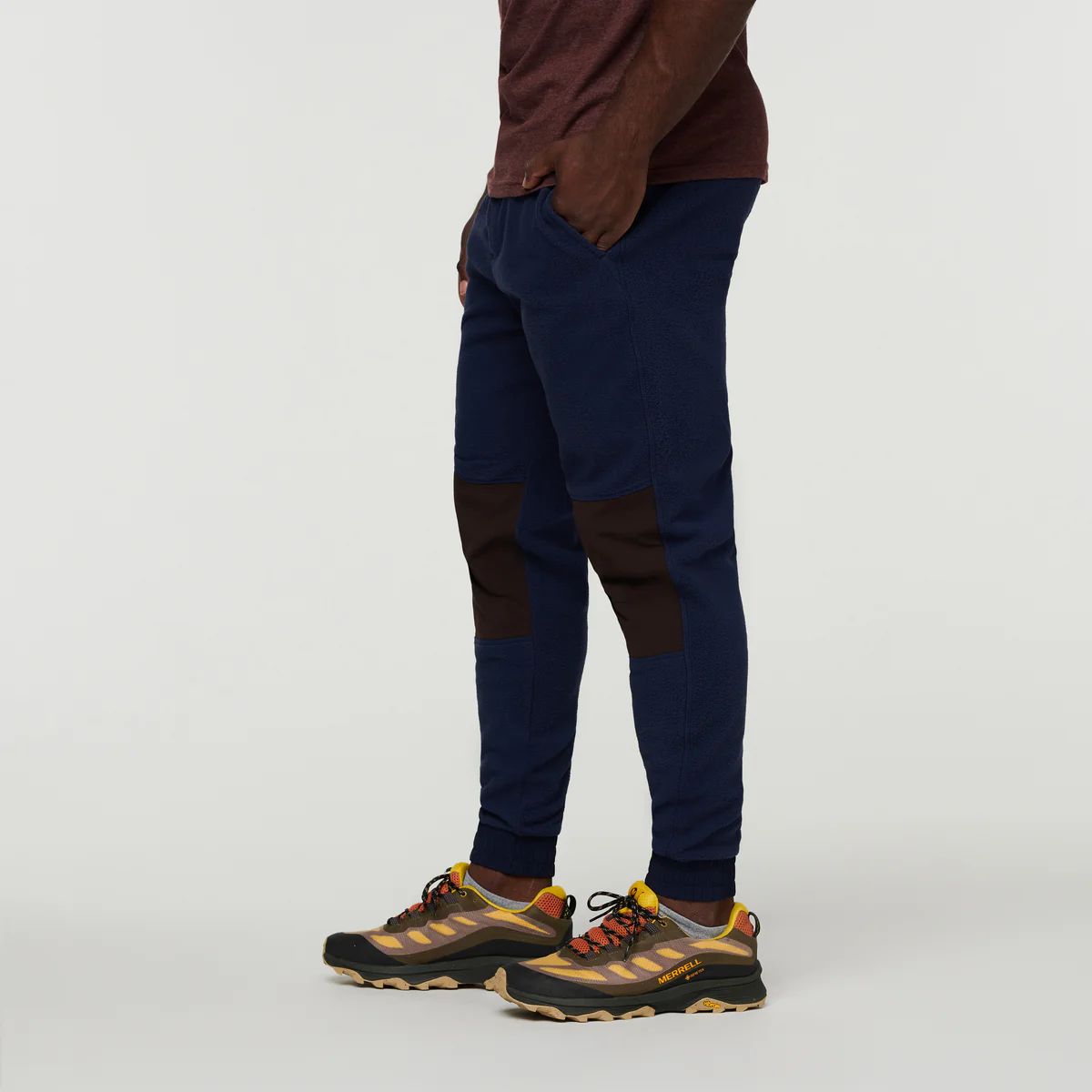 Abrazo Fleece Jogger - Men's - Image 3