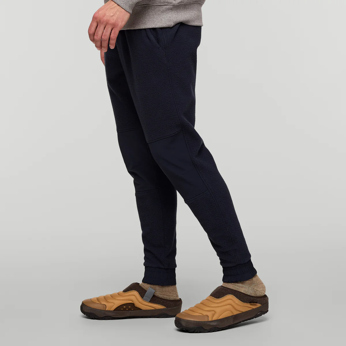 Abrazo Fleece Jogger - Men's - Image 8