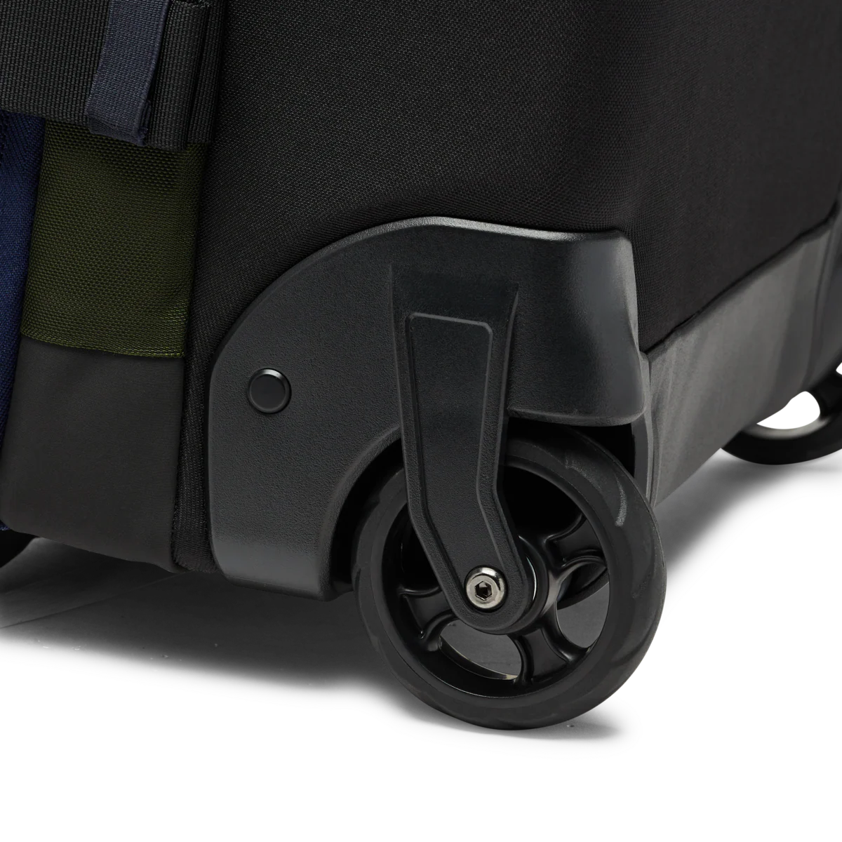 Allpa 38L Roller Bag - Image 6