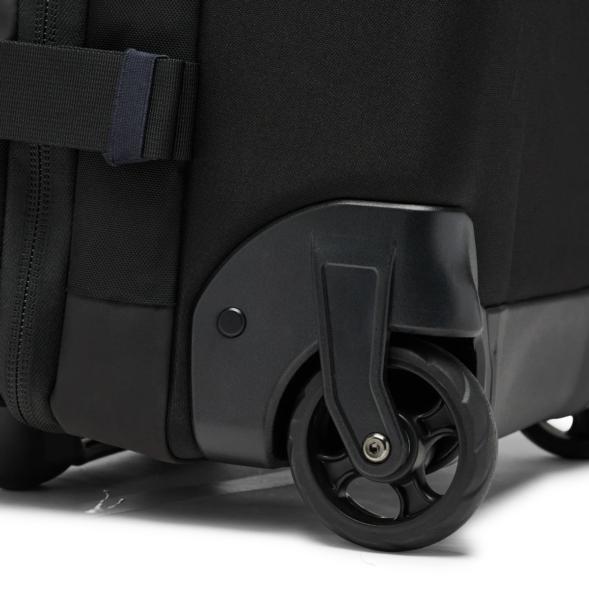 Allpa 38L Roller Bag - Image 14