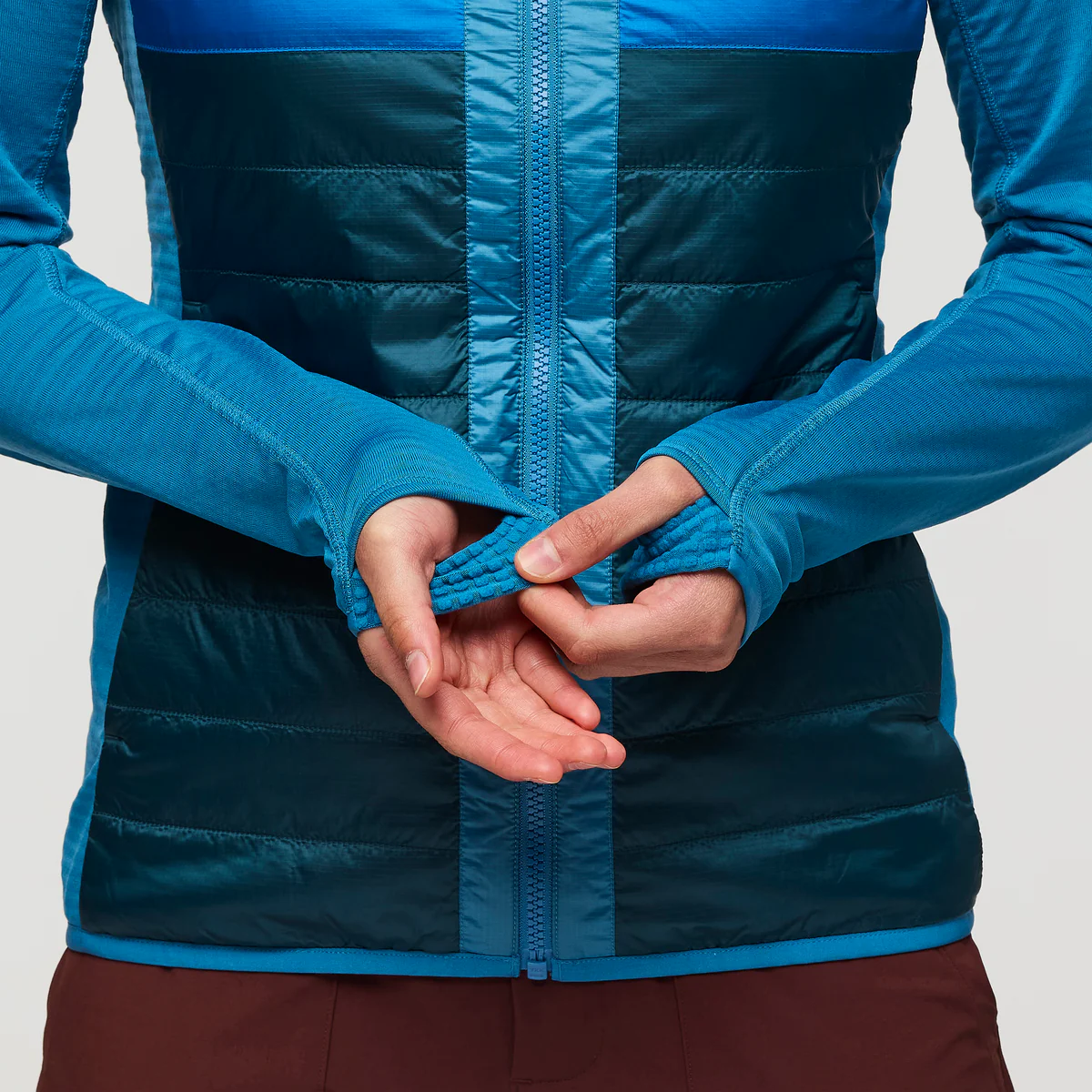Capa Hybrid Insulated Hooded Jacket - Women's - Image 23