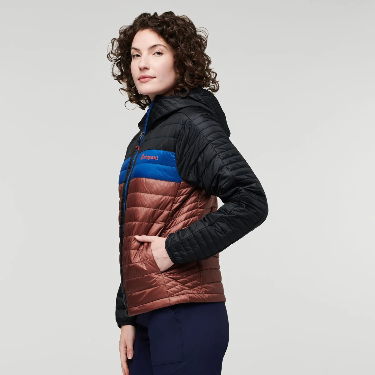 Capa Insulated Hooded Jacket - Women's - Image 10