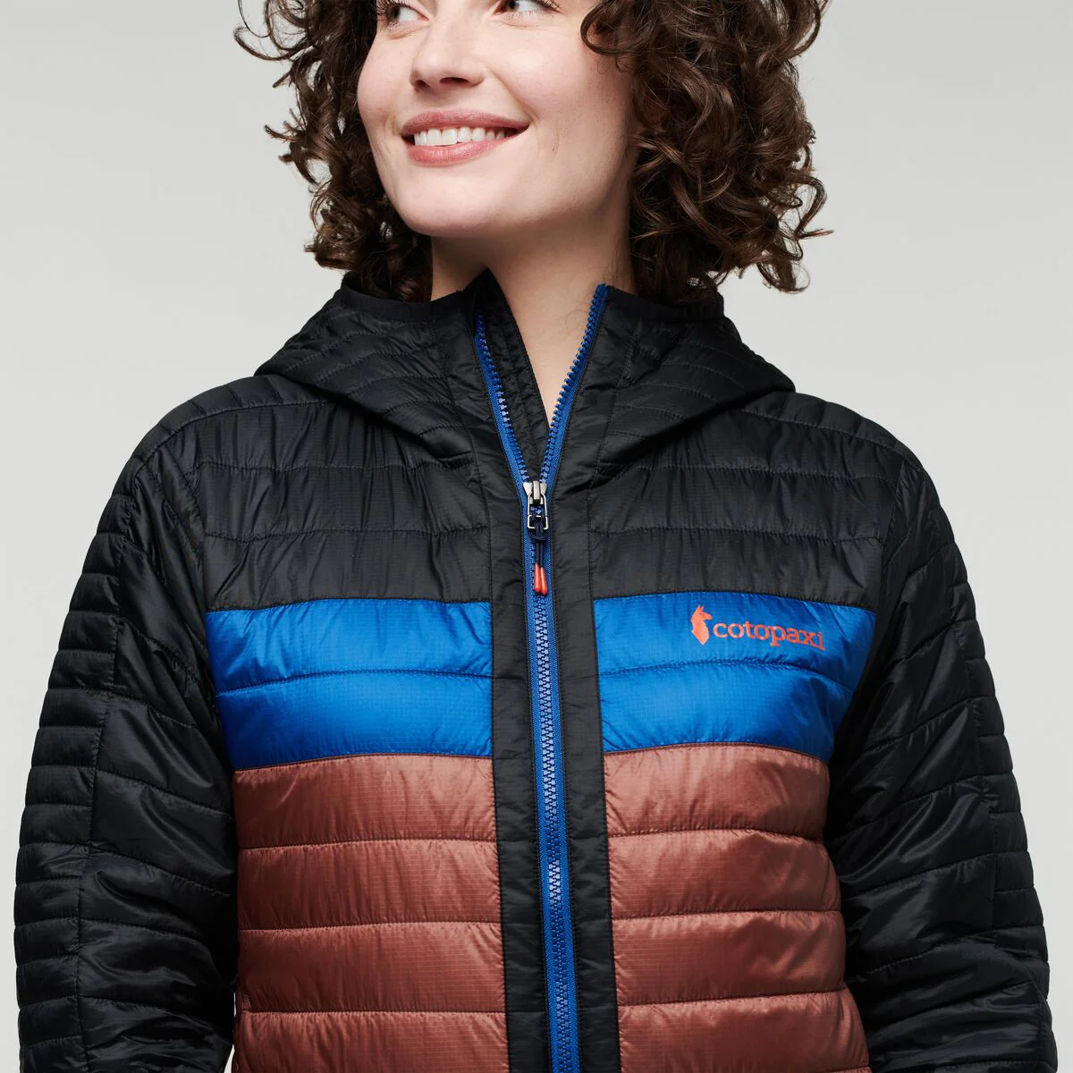 Capa Insulated Hooded Jacket - Women's - Image 13