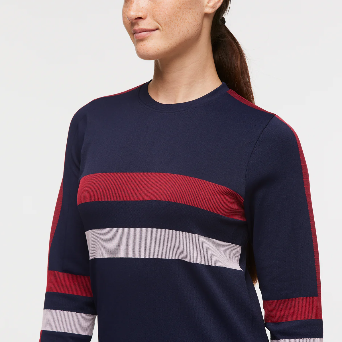 Debajo Seamless Baselayer Crew - Women's - Image 5