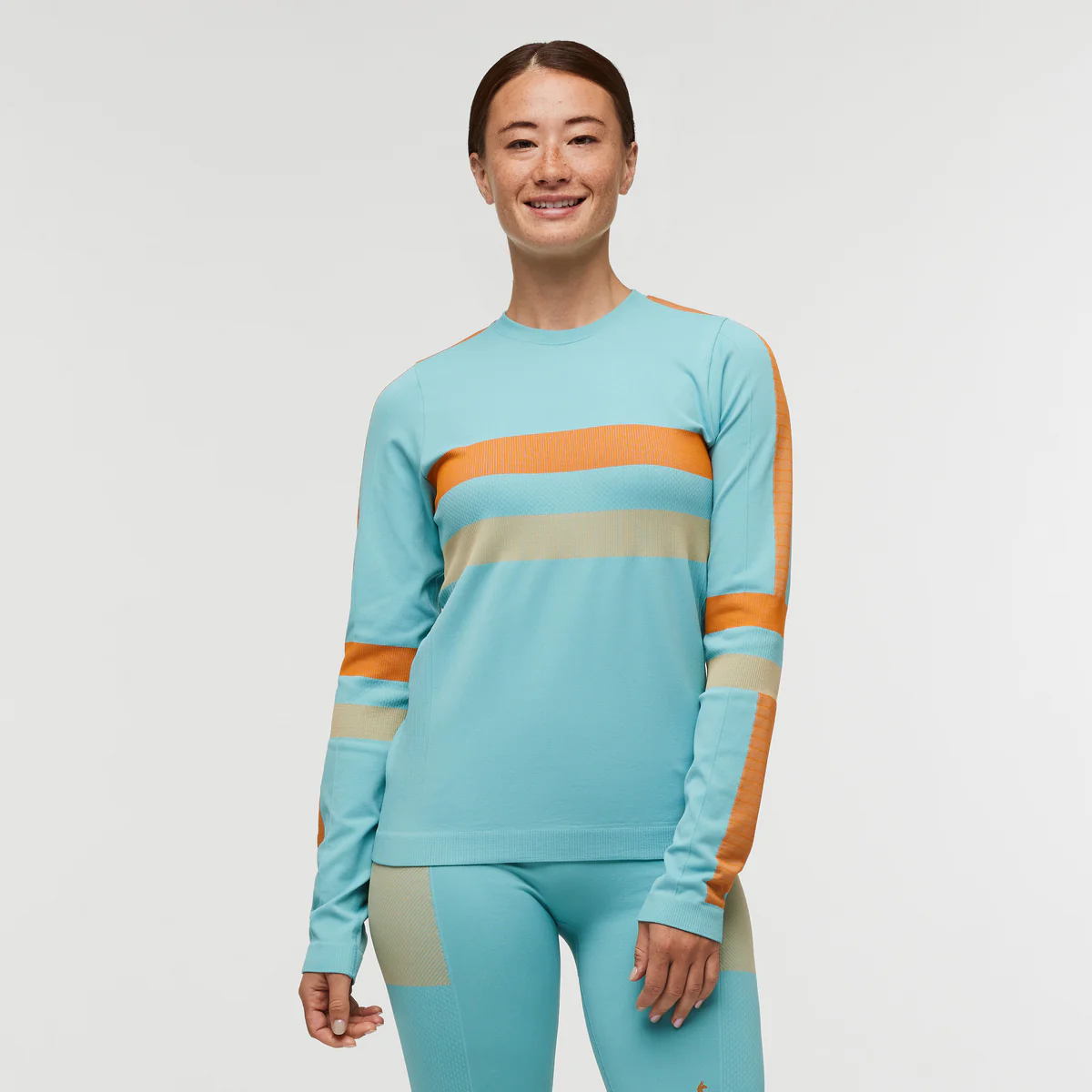 Debajo Seamless Baselayer Crew - Women's - Image 6
