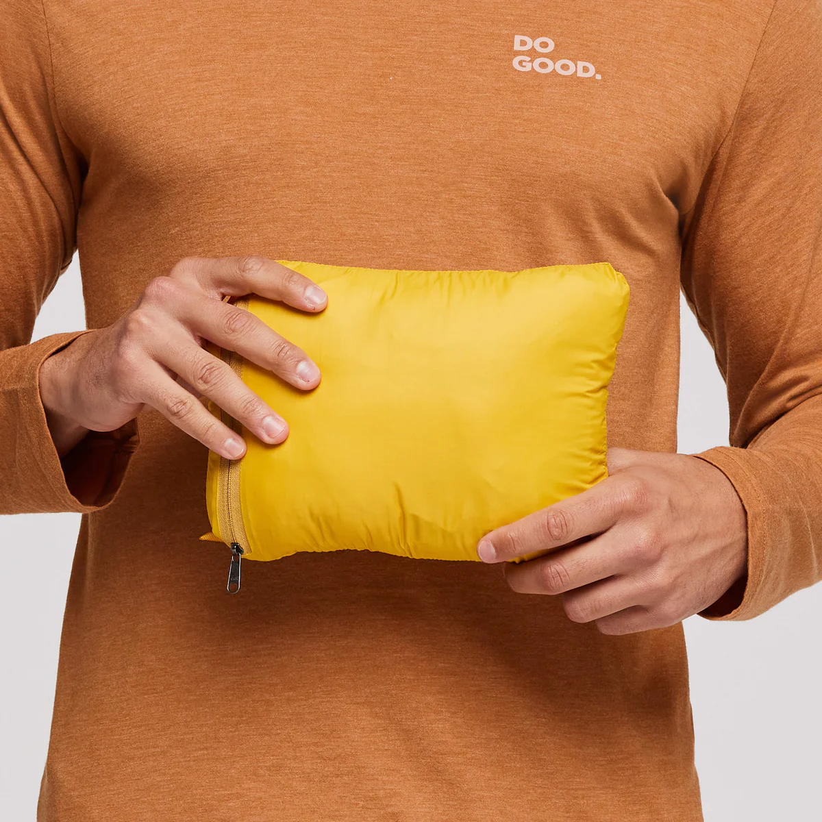 Fuego Down Vest - Men's - Image 13