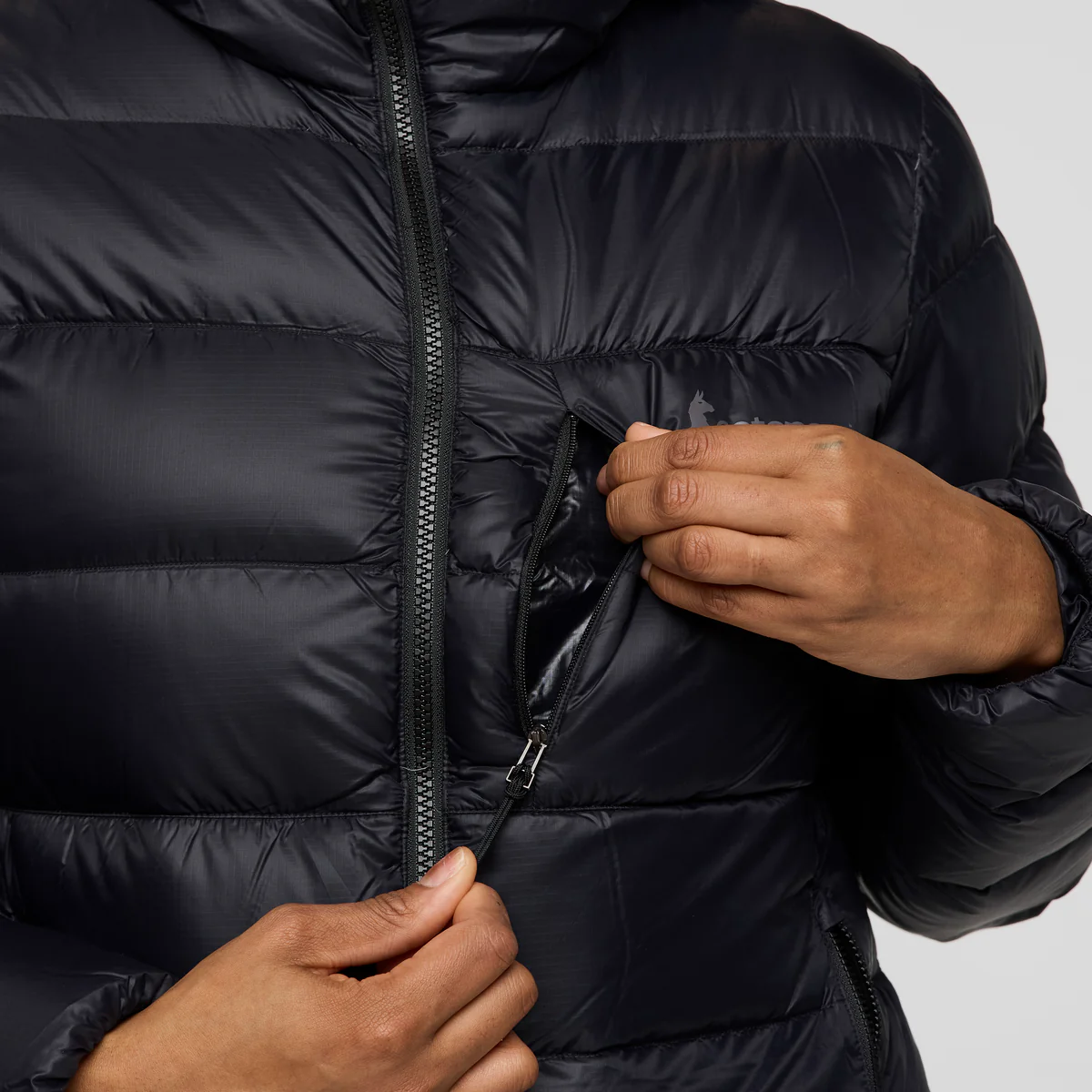 Fuego Max Down Hooded Jacket - Women's - Image 12