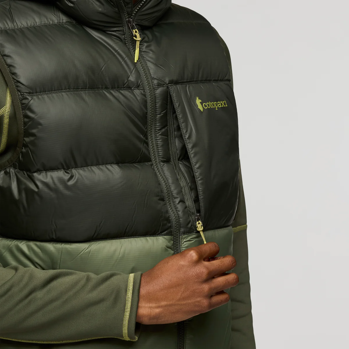 Fuego Max Down Vest - Men's - Image 16