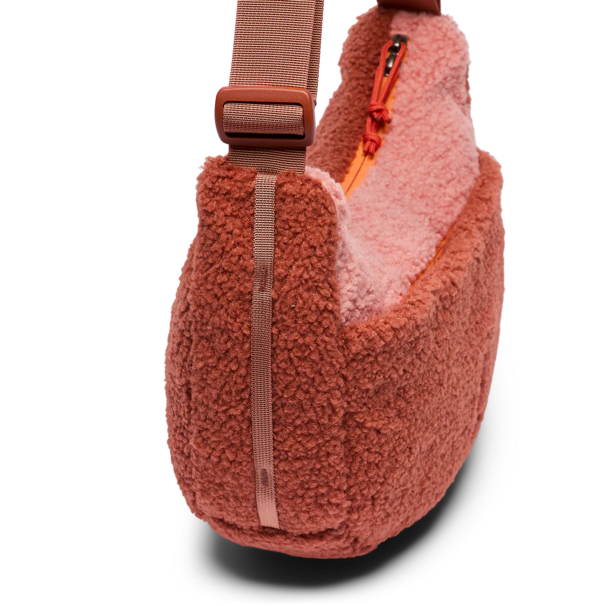 High Pile Fleece 6L Crescent Bag - Image 9