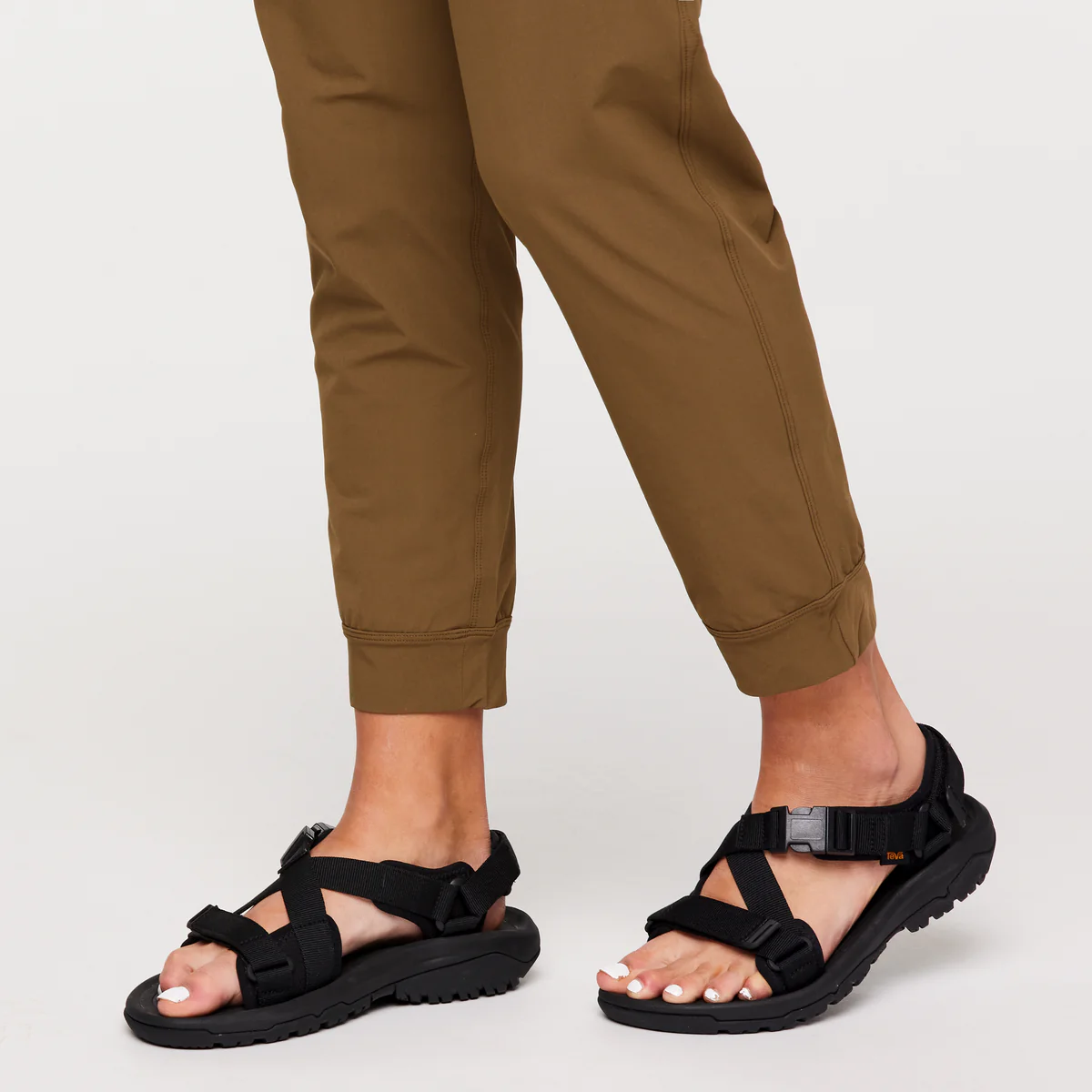 Veza Adventure Jogger - Women's - Image 22