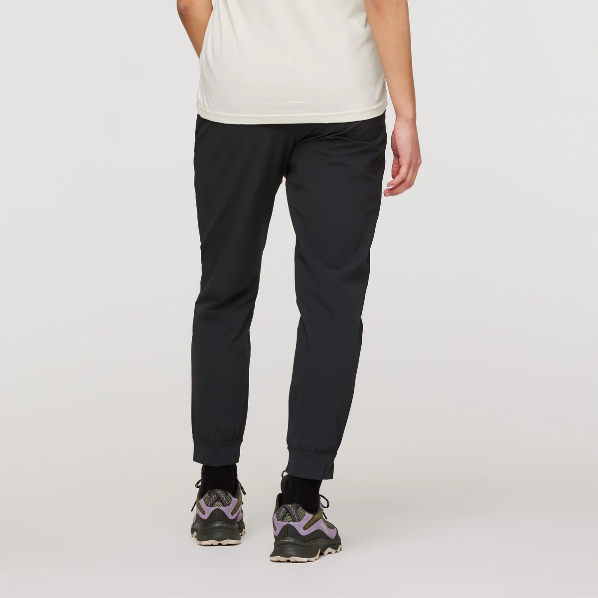Veza Adventure Jogger - Women's - Image 4
