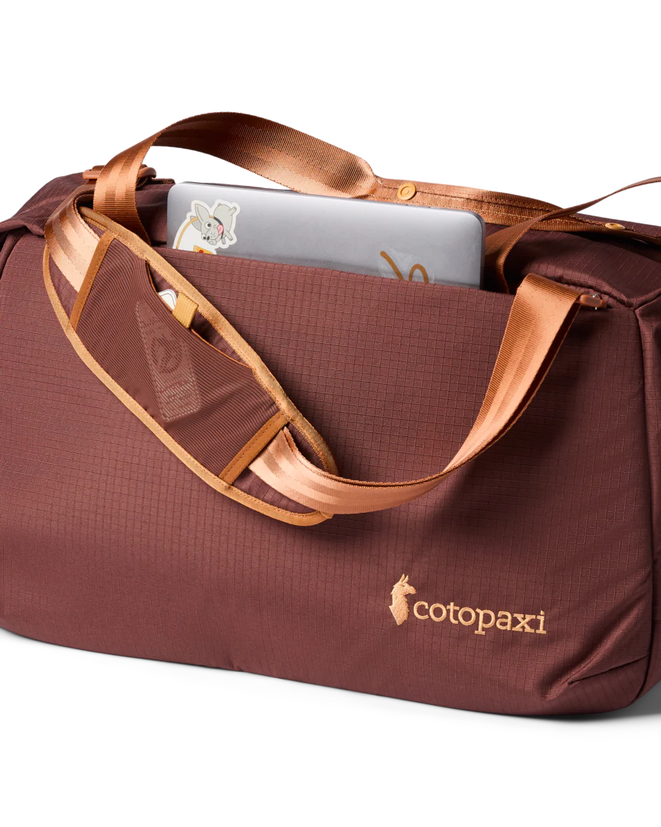 Viaje 35L Travel Duffel - Image 18