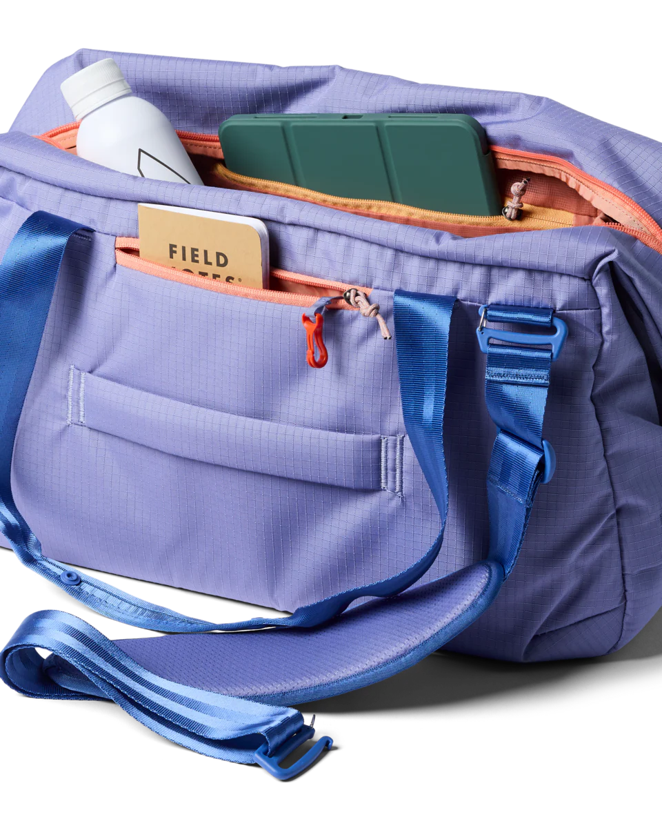 Viaje 35L Travel Duffel - Image 4