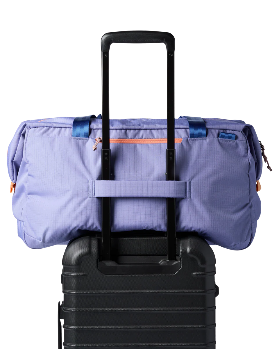 Viaje 45L Travel Duffel - Image 11