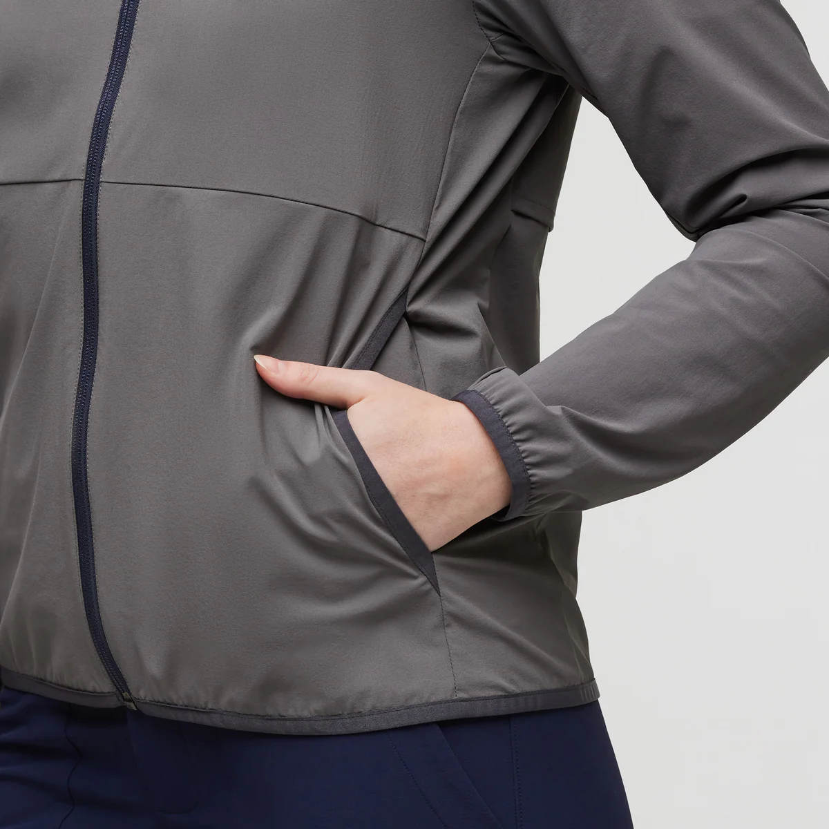 Vuelta Performance Windbreaker Jacket - Women's - Image 15